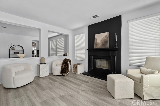 21 Via Del Renal Court, Lake Elsinore CA: https://media.crmls.org/medias/7a266483-d8cd-41b3-8d89-3ee7ce48c111.jpg