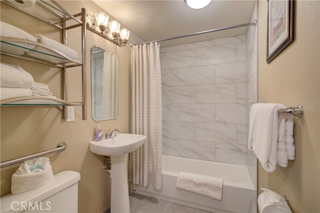 Detail Gallery Image 17 of 21 For 691 Price St #207,  Pismo Beach,  CA 93449 - 2 Beds | 2 Baths