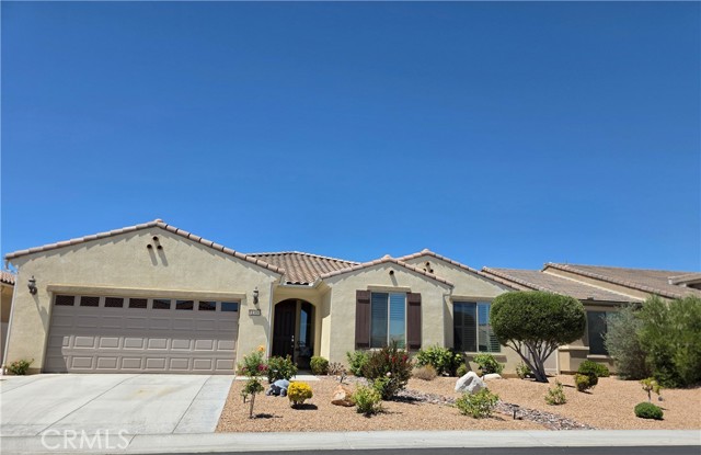 11300 River Run Street, Apple Valley CA: https://media.crmls.org/medias/7a27c7f2-18fa-455a-ae1c-00b27af577c2.jpg