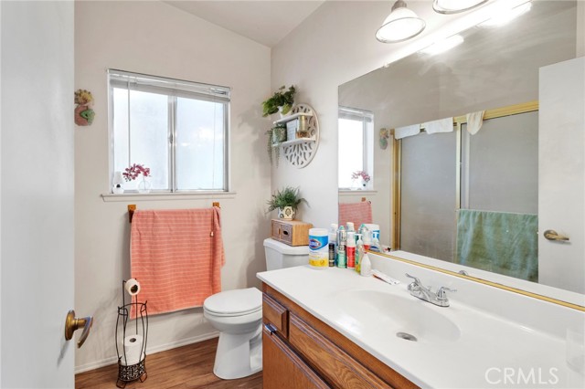 Detail Gallery Image 16 of 29 For 15837 Sandalwood, Victorville,  CA 92395 - 2 Beds | 2 Baths