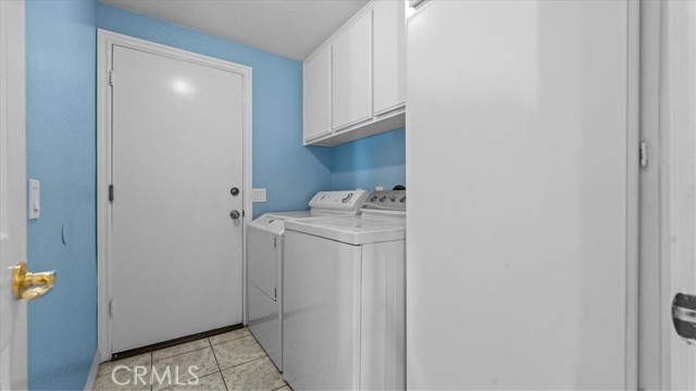 Detail Gallery Image 20 of 39 For 2208 Coachman Cir, Corona,  CA 92881 - 5 Beds | 3 Baths