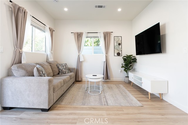  Income Home for Sale in Burbank, California