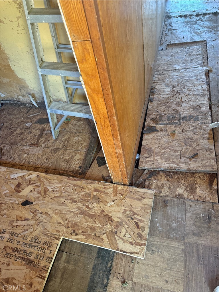 https://media.crmls.org/medias/7a29dba2-05e6-4901-92e7-ad521ef424d2.jpg?preset=X-Large