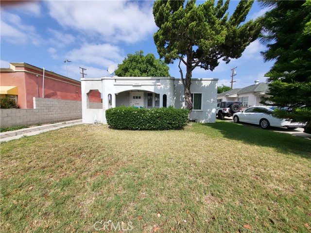 Image 4 of 23 For 10821 Lakewood Blvd
