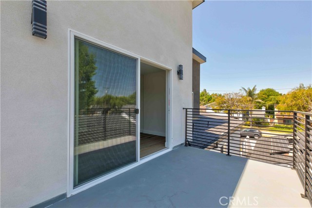 Detail Gallery Image 34 of 74 For 17456 Lemac St, Northridge,  CA 91325 - 9 Beds | 9/1 Baths