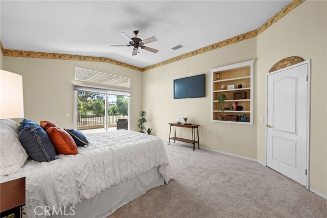 24217 Corte Cordoba, Murrieta CA: https://media.crmls.org/medias/7a2b0b5f-c778-4c55-986a-23b3718bd916.jpg