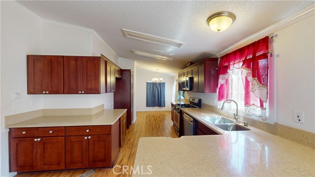 Detail Gallery Image 10 of 25 For 10800 Dale Ave #131,  Stanton,  CA 90680 - 3 Beds | 2 Baths