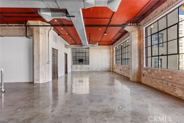 Detail Gallery Image 13 of 43 For 315 E 8th, Los Angeles,  CA 90014 - 2 Beds | 2 Baths