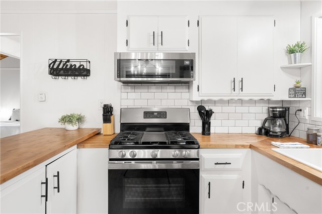 Detail Gallery Image 10 of 38 For 42540 Cedar Ave, Big Bear Lake,  CA 92315 - 2 Beds | 1 Baths