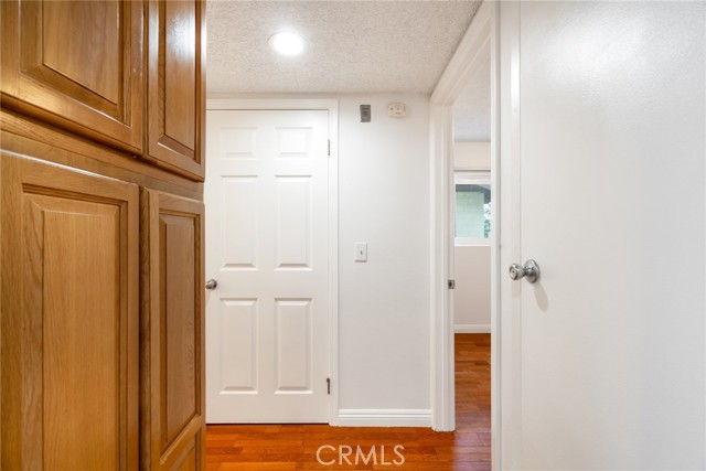 Detail Gallery Image 11 of 33 For 10149 Commerce Ave #8,  Tujunga,  CA 91042 - 2 Beds | 2 Baths