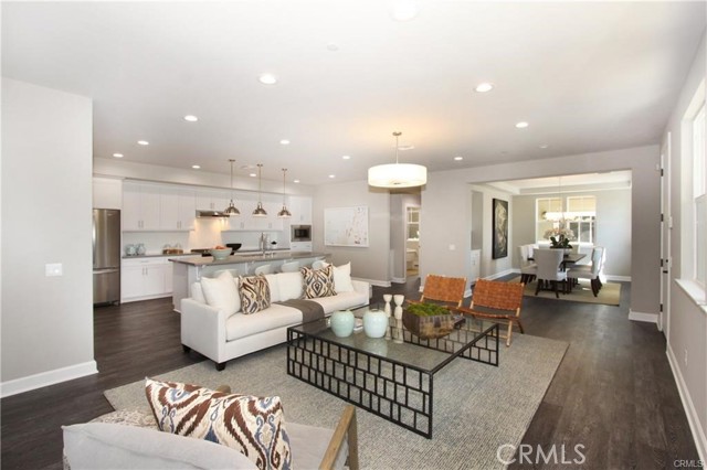 Detail Gallery Image 5 of 30 For 155 N Wabash Ave #1,  Glendora,  CA 91741 - 3 Beds | 3/1 Baths
