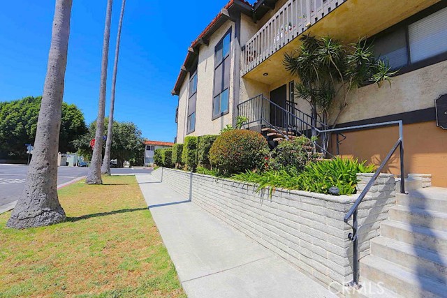 1112 S Meyler Street, San Pedro CA: https://media.crmls.org/medias/7a2d177c-a74c-4a55-b6ce-d51fe9728c7d.jpg
