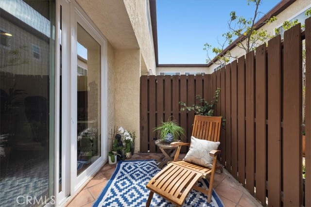 1747 Barry Avenue, Los Angeles CA: https://media.crmls.org/medias/7a2d2730-a539-4c34-bb6d-6cc302b5bfc0.jpg