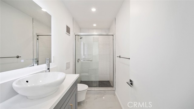 2306 Aviation Boulevard, Redondo Beach, California 90278, 4 Bedrooms Bedrooms, ,5 BathroomsBathrooms,Residential,Sold,Aviation,PV21199795