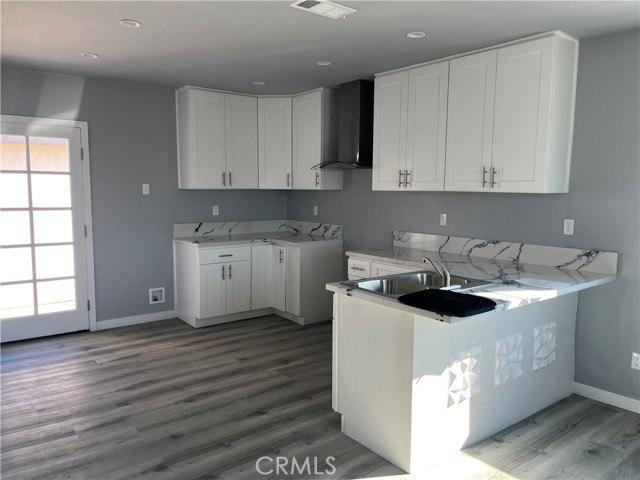 Detail Gallery Image 6 of 6 For 1215 W 104th, Los Angeles,  CA 90044 - 2 Beds | 1 Baths