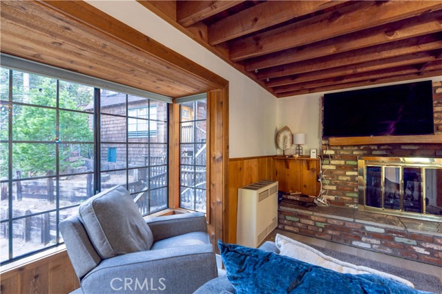 Detail Gallery Image 17 of 46 For 610 Clubhouse, Twin Peaks,  CA 92391 - 2 Beds | 2 Baths