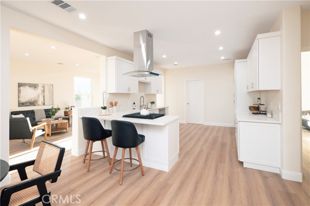 Detail Gallery Image 13 of 45 For 19241 Envoy Ave, Corona,  CA 92881 - 3 Beds | 2 Baths