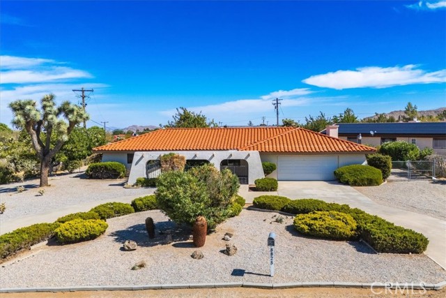 Detail Gallery Image 1 of 49 For 8825 San Vincente Dr, Yucca Valley,  CA 92284 - 2 Beds | 2 Baths