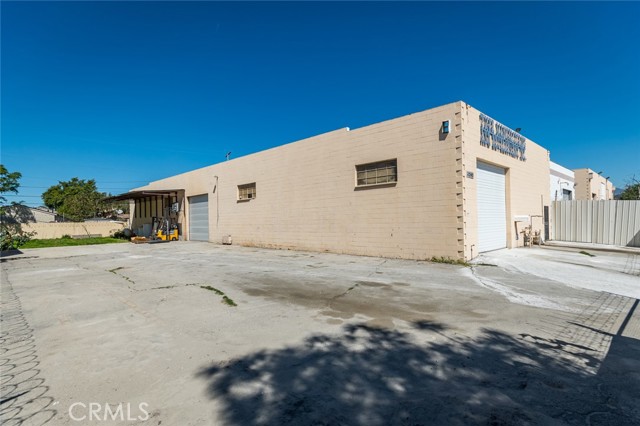 Image 5 of 13 For 11245 Vinedale Street