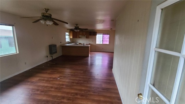 9176 Upper Lake Lucerne Road, Upper Lake CA: https://media.crmls.org/medias/7a312d65-ea12-4d1e-b8bf-8588d95f6369.jpg