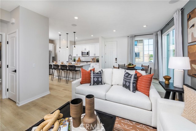 Detail Gallery Image 9 of 13 For 32659 Ventura Ln, Winchester,  CA 92596 - 3 Beds | 2/1 Baths