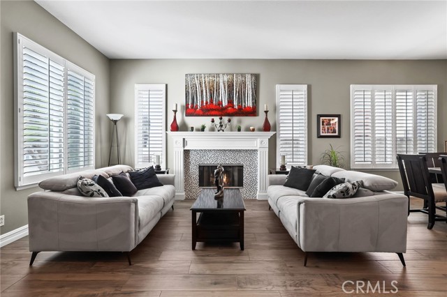 Image 5 of 53 For 22701 Foxridge