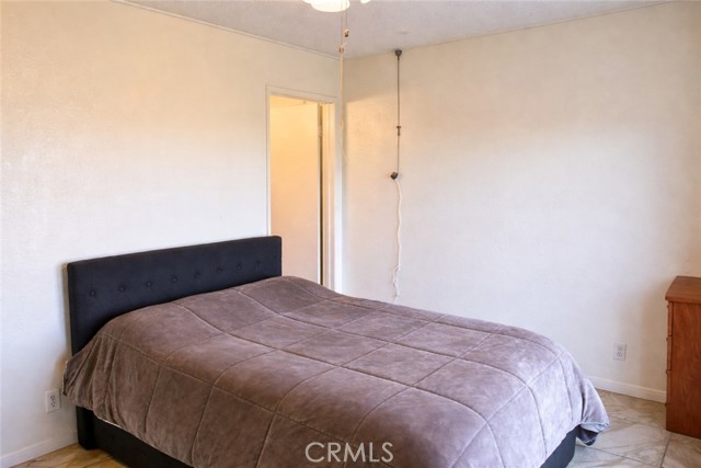 Detail Gallery Image 12 of 18 For 10908 Aztec Ln, Adelanto,  CA 92301 - 3 Beds | 2 Baths