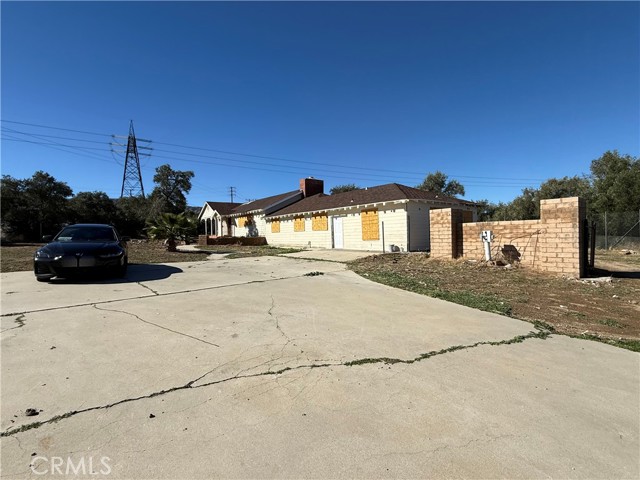 8539 W Avenue L, Lancaster CA: https://media.crmls.org/medias/7a337e29-f9d1-4a95-b45f-117659f464c6.jpg