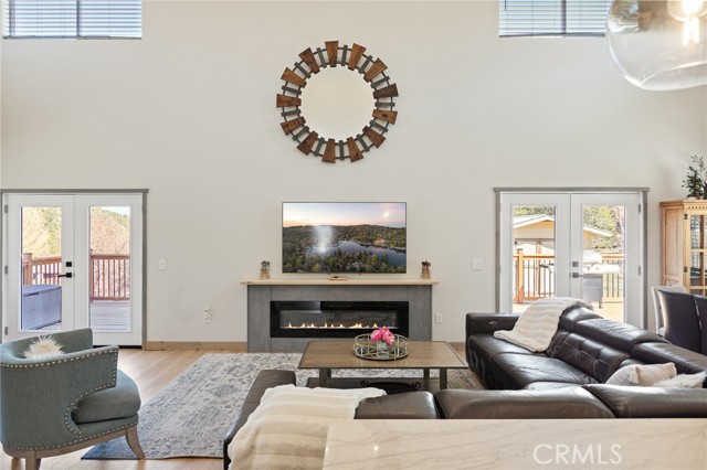 Detail Gallery Image 8 of 59 For 1215 Valley View Dr, Big Bear City,  CA 92314 - 5 Beds | 3/1 Baths