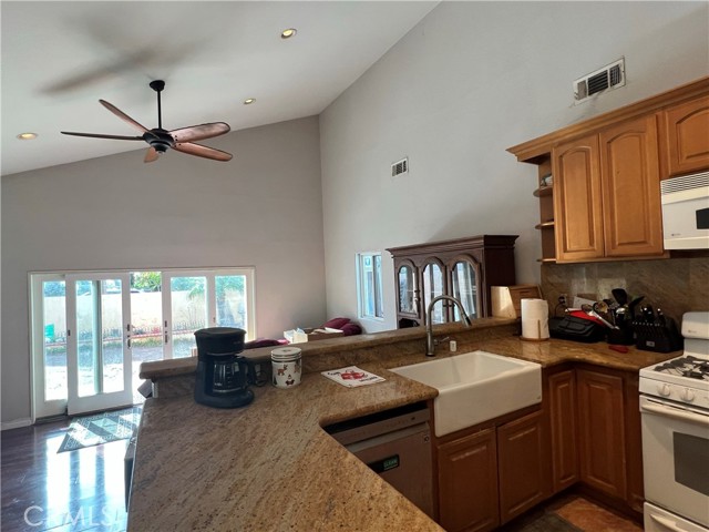 MLS #WS25260564 image #5