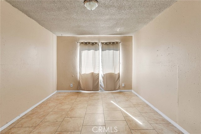Detail Gallery Image 14 of 32 For 30229 Bourbon Rd, Lucerne Valley,  CA 92356 - 1 Beds | 1 Baths