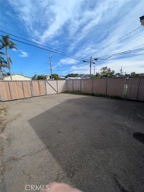 Detail Gallery Image 3 of 25 For 379 N 3rd, Grover Beach,  CA 93433 - 3 Beds | 2 Baths