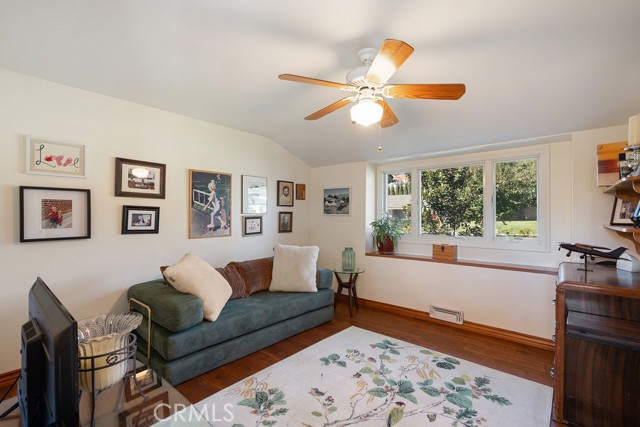 Detail Gallery Image 30 of 49 For 2011 Redberry, North Tustin,  CA 92705 - 4 Beds | 3 Baths