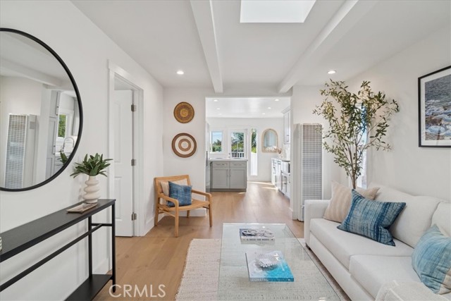 Detail Gallery Image 6 of 75 For 523 S Francisca Ave, Redondo Beach,  CA 90277 - – Beds | – Baths