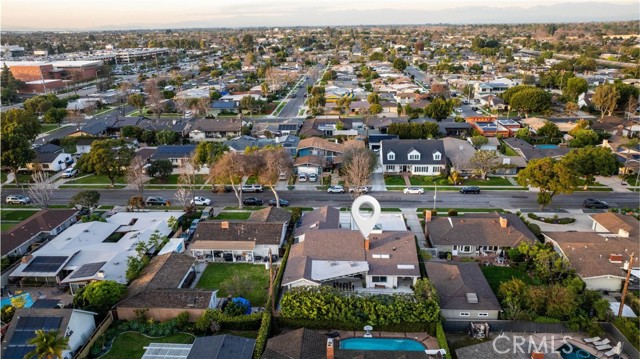 Detail Gallery Image 5 of 42 For 6470 E Mantova St, Long Beach,  CA 90815 - 4 Beds | 3 Baths