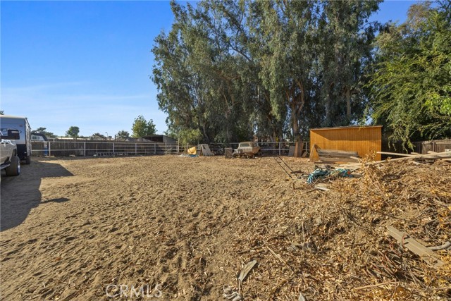 2105 Jason St, Bakersfield CA: https://media.crmls.org/medias/7a3555dd-de88-430c-a132-c425142badeb.jpg