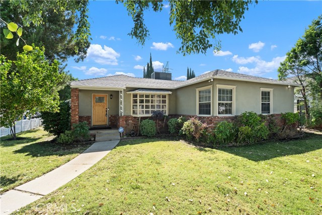 5732 Wilbur Avenue, Tarzana CA: https://media.crmls.org/medias/7a35f00e-f81a-4d4d-bfad-740e135d9a55.jpg