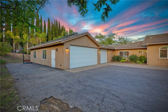 Detail Gallery Image 5 of 48 For 1986 Grey Rabbit Hollow Ln, Fallbrook,  CA 92028 - 4 Beds | 2 Baths
