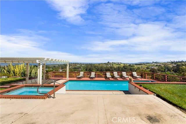 Detail Gallery Image 34 of 61 For 4960 Sleeping Indian Rd, Fallbrook,  CA 92028 - 4 Beds | 4 Baths