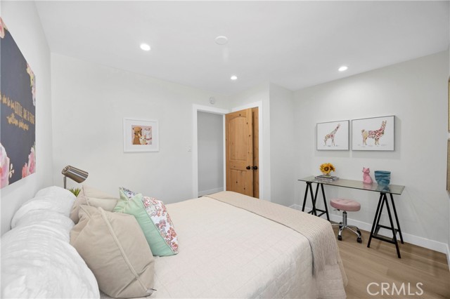 Image 33 of 53 For 8326 Fontainbleau Way