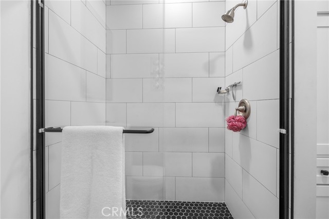 Detail Gallery Image 24 of 33 For 113 N Ivy Ave #113 & 115,  Monrovia,  CA 91016 - 3 Beds | 2 Baths