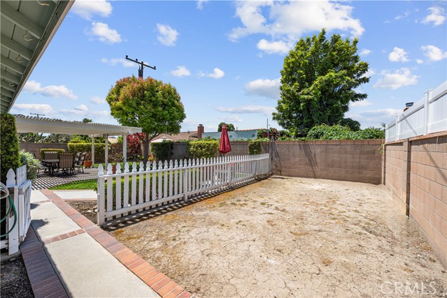 15291 Newcastle Lane, Huntington Beach CA: https://media.crmls.org/medias/7a3a655e-41b6-4785-bf2f-230f94eeb012.jpg