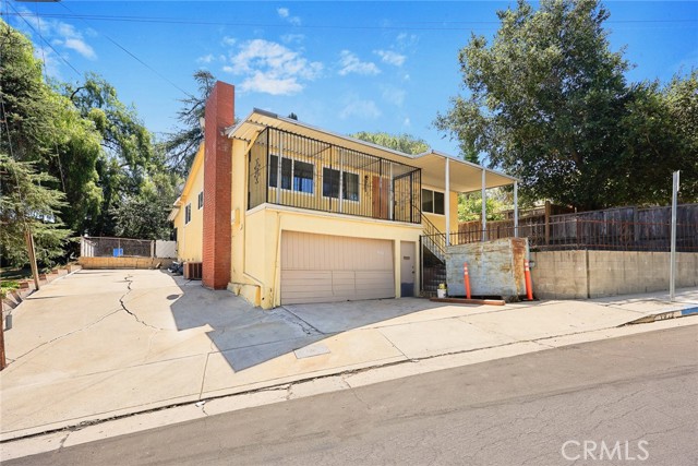 Detail Gallery Image 2 of 35 For 1312 N Avenue 46, Los Angeles,  CA 90041 - 3 Beds | 2 Baths