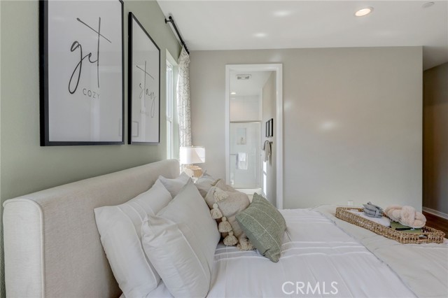 30973 Avenida Ramblas, Highland CA: https://media.crmls.org/medias/7a3aafbd-97dc-46d6-9ac6-048198feb0bb.jpg