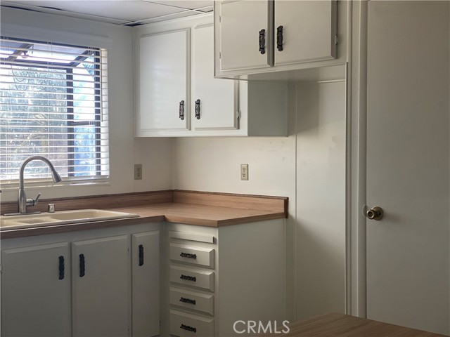 Detail Gallery Image 11 of 41 For 642 Roadrunner Way, Perris,  CA 92570 - 2 Beds | 2 Baths