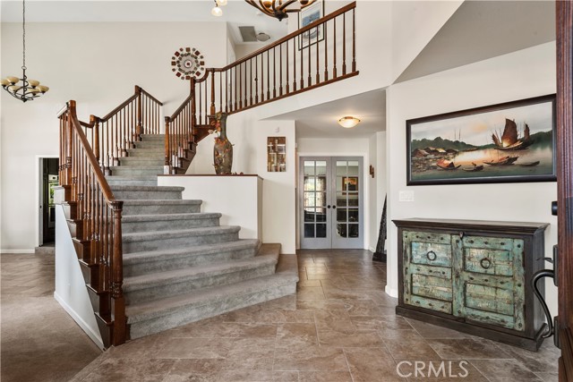 Detail Gallery Image 5 of 51 For 346 Vista De Oro, Hollister,  CA 95023 - 4 Beds | 3/1 Baths