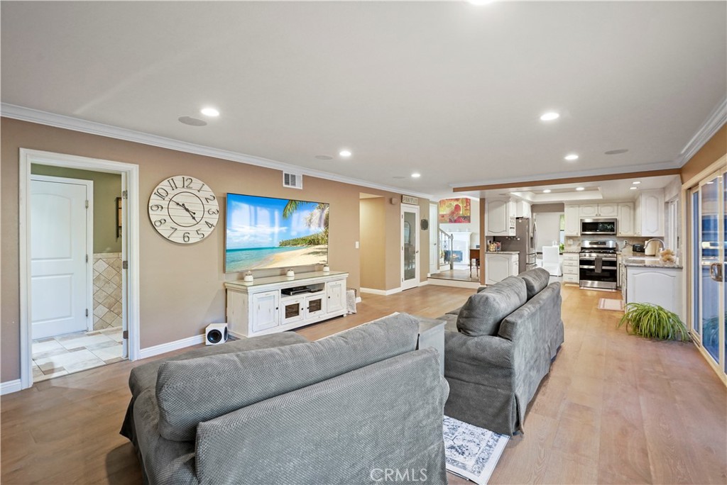 MLS #SR25252271 image #18