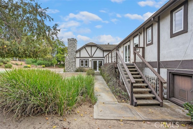 Detail Gallery Image 28 of 40 For 2114 Vista Valle Verde Dr, Fallbrook,  CA 92028 - 5 Beds | 3/1 Baths