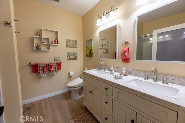 Detail Gallery Image 8 of 17 For 5500 Torrance Blvd #A211,  Torrance,  CA 90503 - 3 Beds | 2 Baths