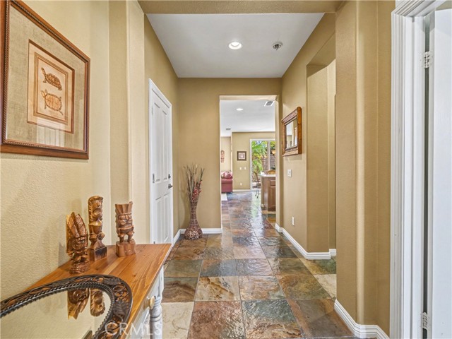Detail Gallery Image 3 of 37 For 4696 Refugio Ct, Camarillo,  CA 93012 - 3 Beds | 2/1 Baths
